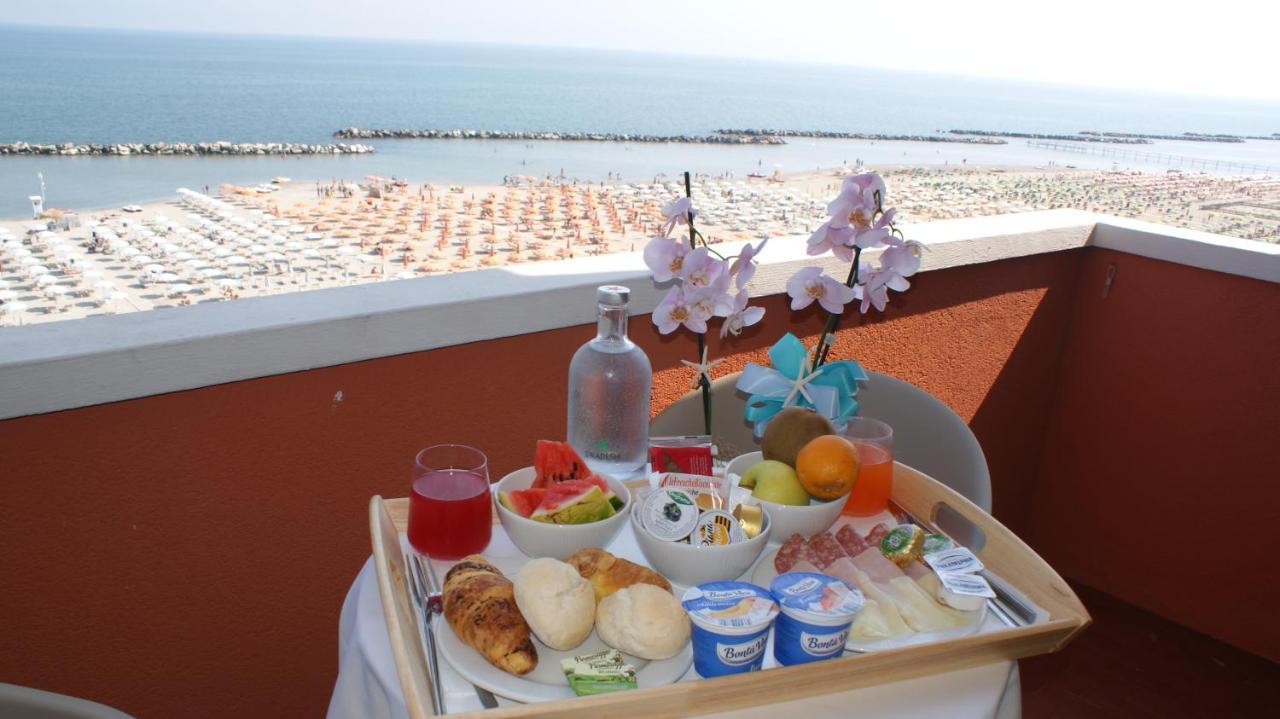 Hotel Palazzo Caveja 리미니 외부 사진